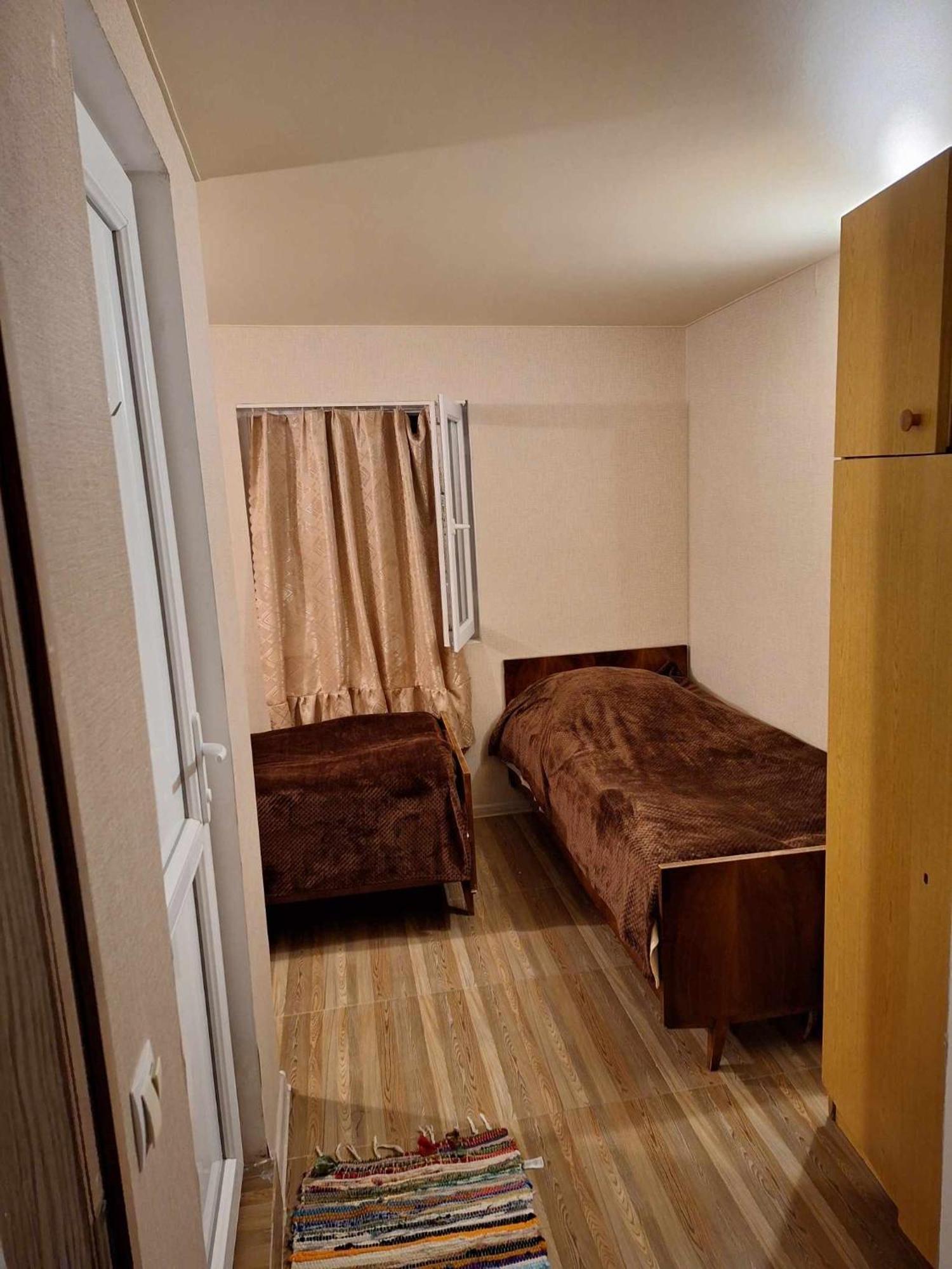 Lux-2-Or-1- Persons Irodion Evdoshvili Street #15 Kutaisi Exterior foto