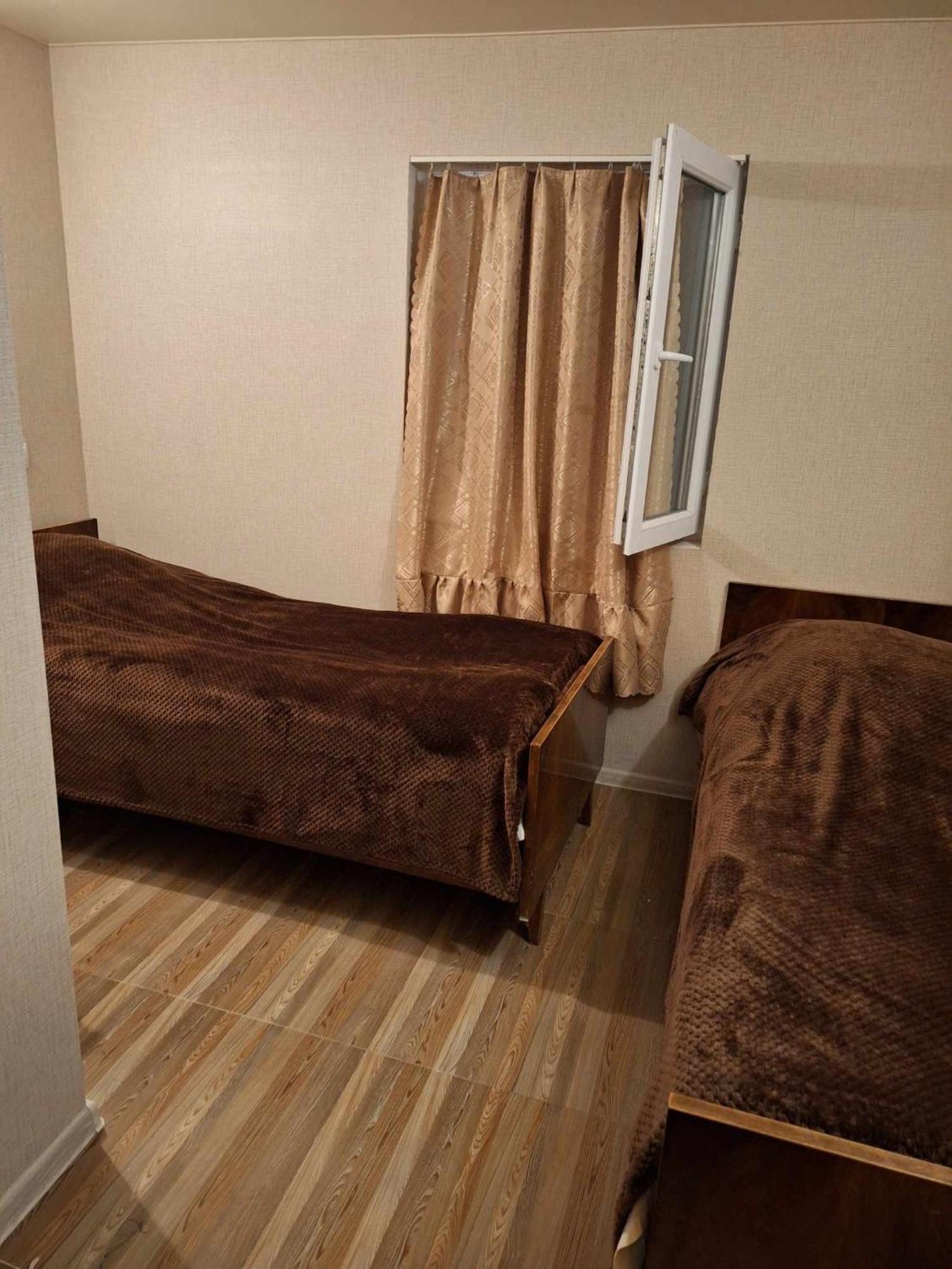 Lux-2-Or-1- Persons Irodion Evdoshvili Street #15 Kutaisi Exterior foto